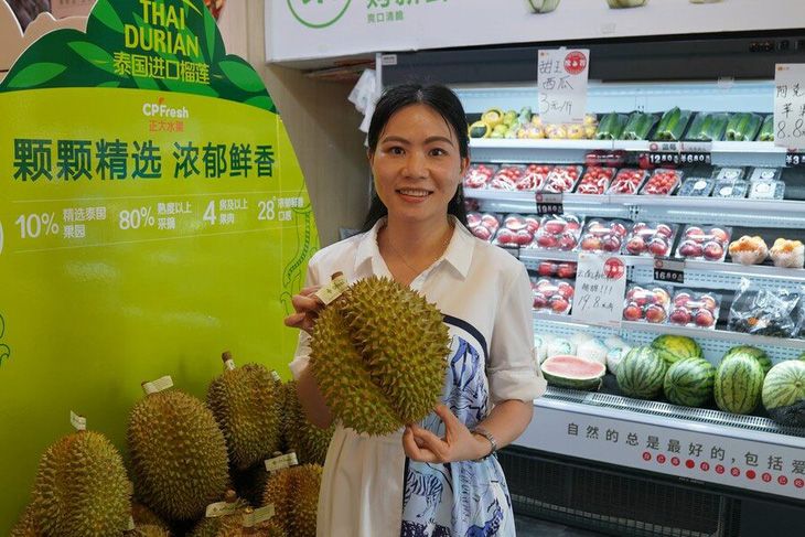 Sầu riêng đã trở thành loại trái cây ưa thích của người tiêu dùng Trung Quốc và được bày bán tại các siêu thị nước này